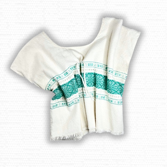 Women's Soft Boxy Crop Top, Vtg Sleeveless Mexican Top, Cream & Teal, Small, EUC - Picture 2 of 8